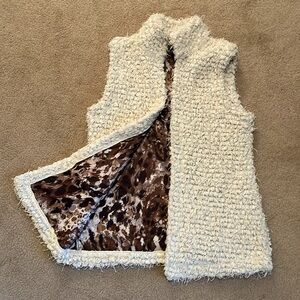 Women's Sherpa Cream Textured Vest